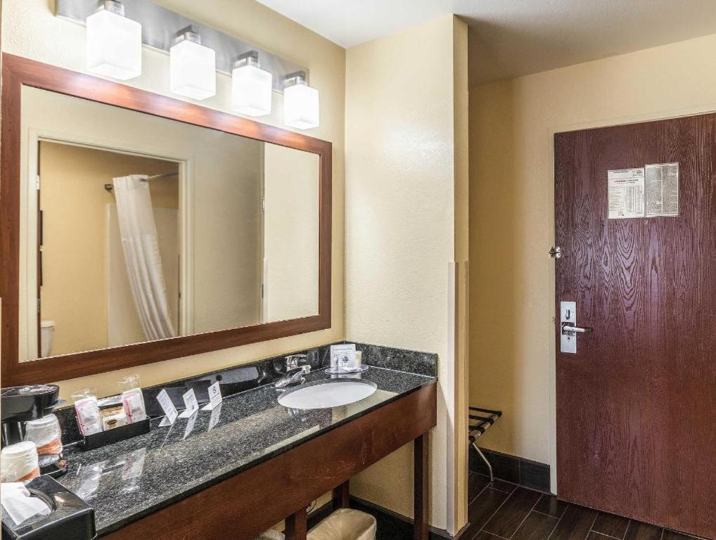 Comfort Inn & Suites North Aurora - Naperville Exteriér fotografie